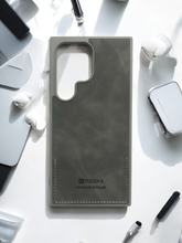 Samsung S24 Ultra Puloka Handmade Back Cover