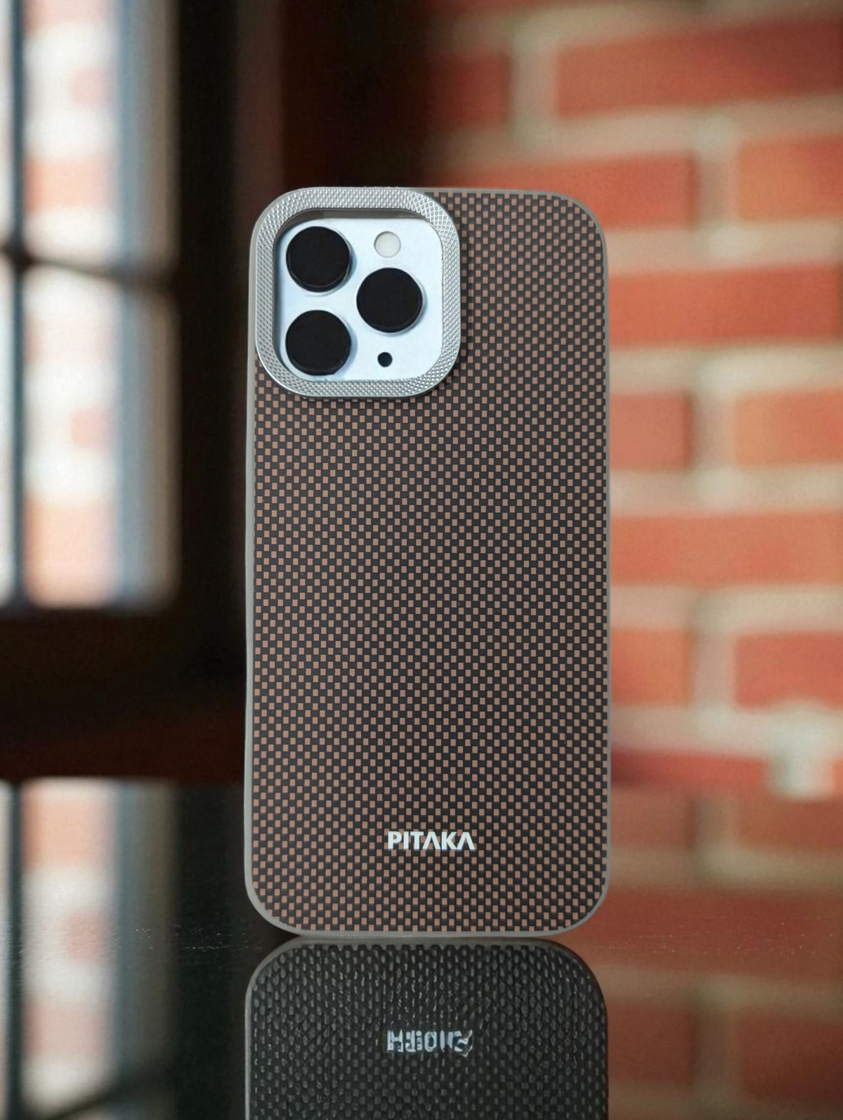 Iphone 16 Pro Max Pitaka Cover