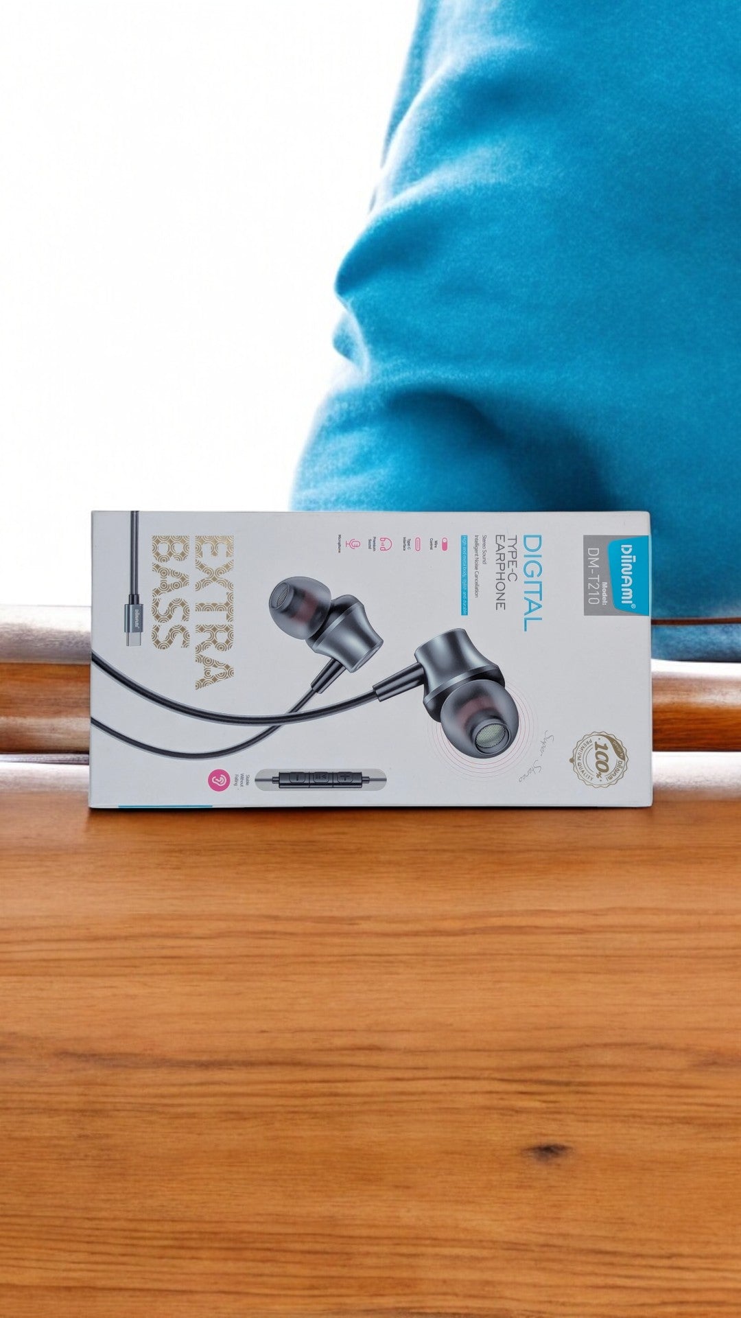 Wired Earphones with C-Type Connector